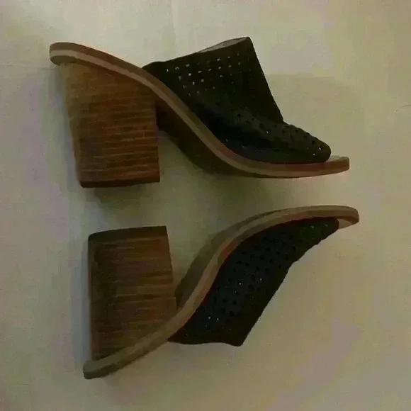 Dolce Vita open toe grey suede mules - Picture 4 of 4